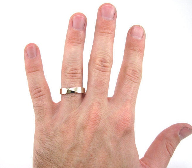 mens wedding ring, mobius 5mm wedding band